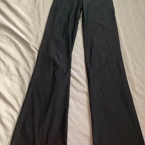 Oasis Black Leggings